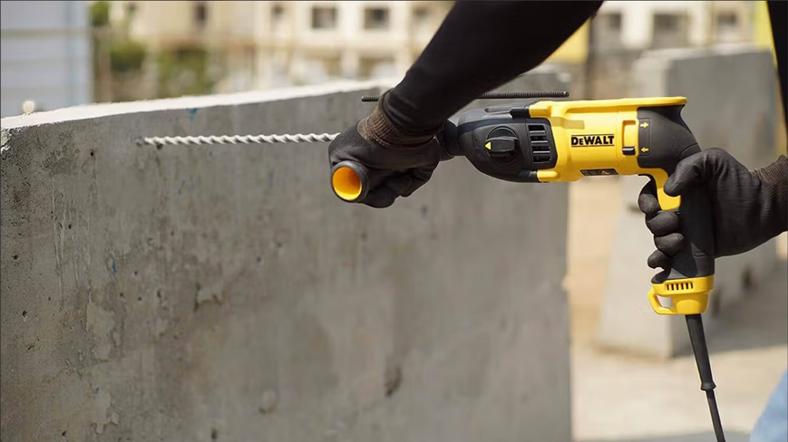 Перфоратор сетевой SDS-Plus DeWALT D25133K D25133K  фото